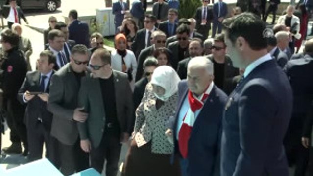 Başbakan Yıldırım: 16 Nisan'da Gençlerimizin, Sizlerin Geleceği Için Karar Vereceğiz