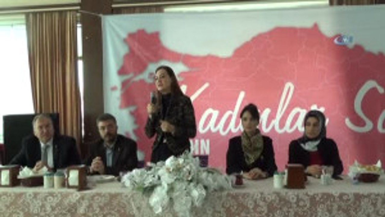 AK Parti Genel Başkan Yardımcısı Nükhet Hotar, Aydın'da Kadınlarla Buluştu