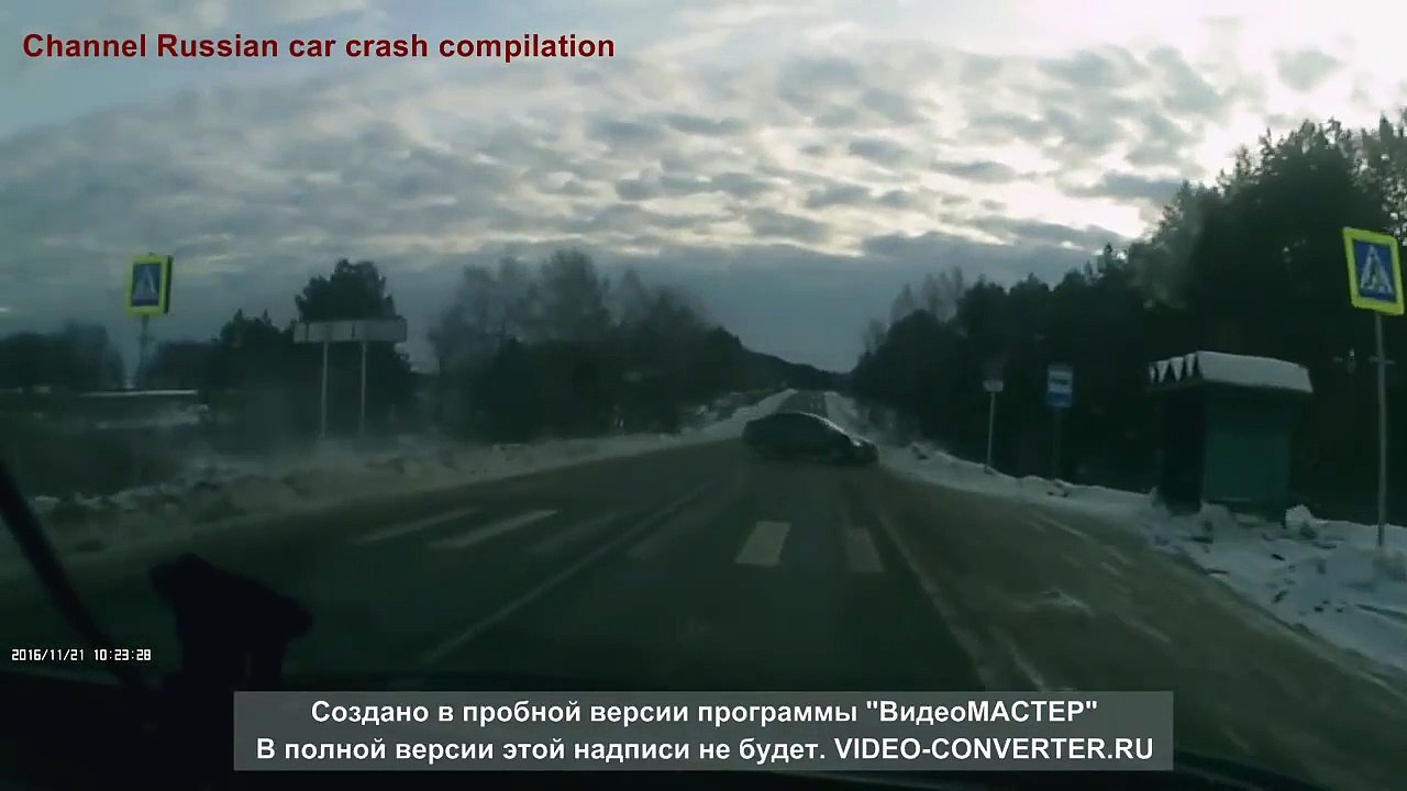 Russie accident de voiture ✦ accident de voiture russe ✦ conduite de voiture russe ✦ novembre parti