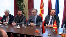 Gruevski: Zgjedhje të parakohshme si referendum. LSDM: Qeveria e re është populli, jo Gruevski