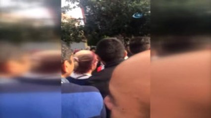 Antalya'da AK Parti'nin 'Evet' Standındaki Tartışma Karakolluk Oldu