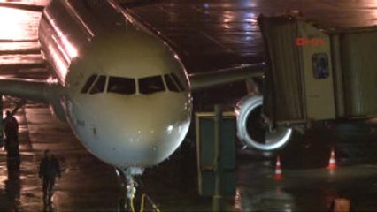 Traktör Kazasında Ayağı Kopan Çocuk Için Uçak Acil Iniş Yaptı