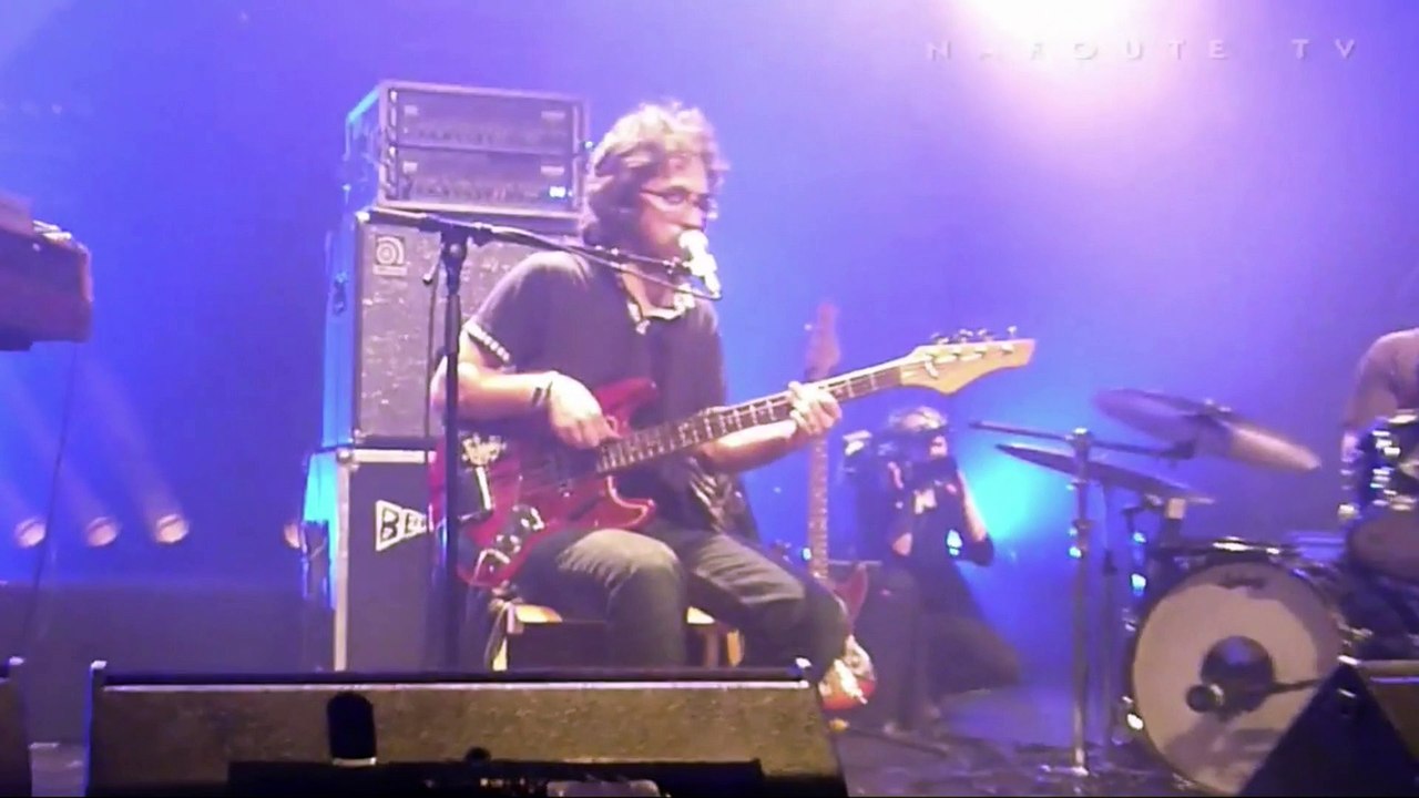 BEAK LIVE