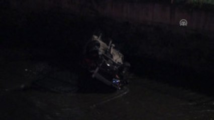 Dereye Düşen Otomobilin Sürücüsü Yaralandı - Kocaeli