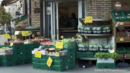 S3E2 - 12. Friday 14.10.16 - 4.40pm Clip 'Buy Beer'