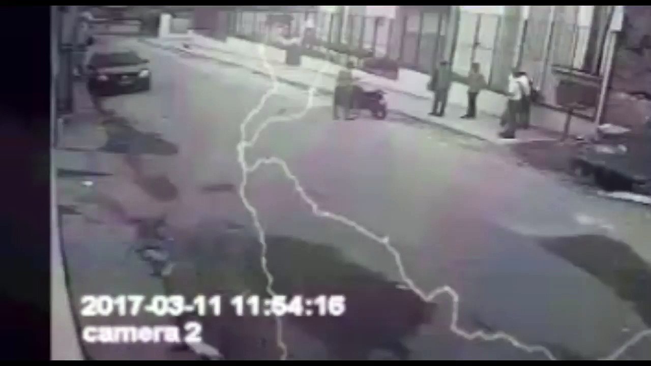 Assaltantes levam surra épica ao tentar roubar missionário mórmon