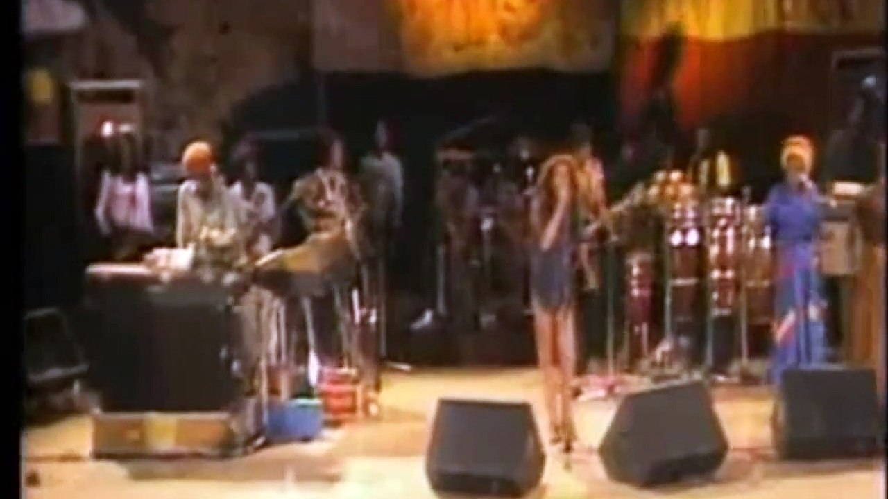 Zimbabwe-bob Marley live