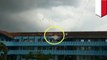 Angin puting beliung menghantam sekolah di Jawa Tengah terekam oleh kamera - TomoNews