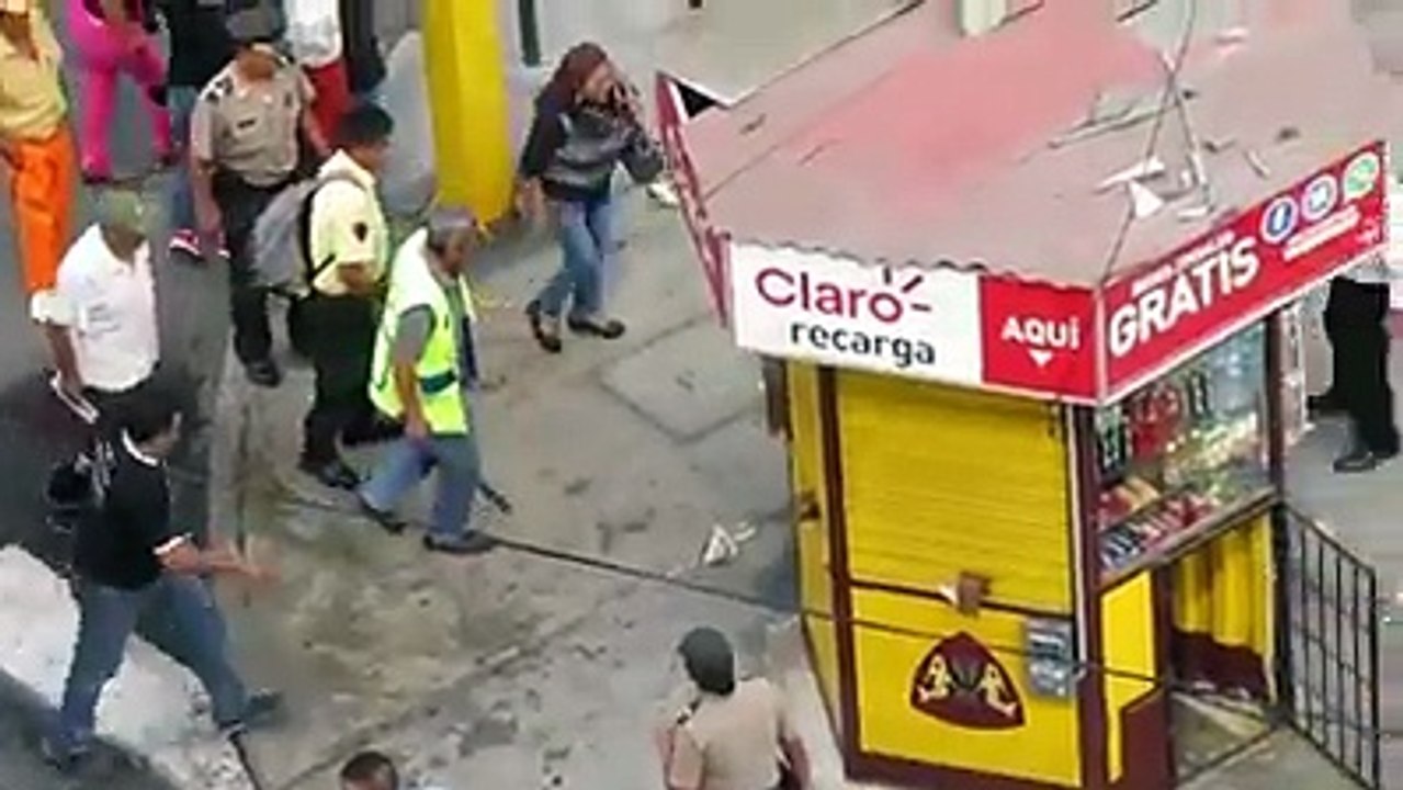 SEGURA ESSE CÃO.