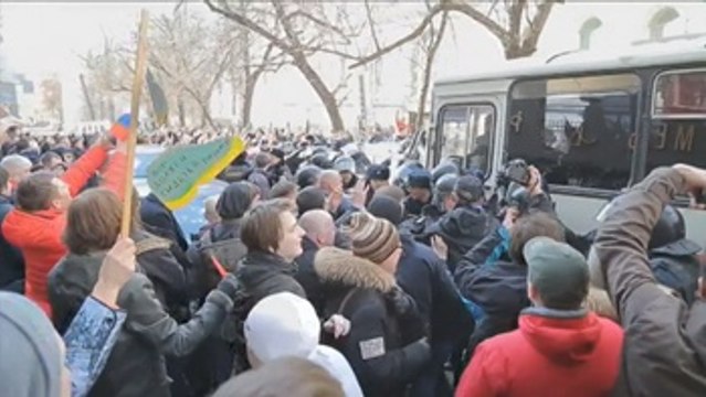 EEUU condena la detención de cientos de manifestantes pacíficos en Rusia