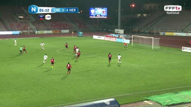 Première frappe du match, non cadrée