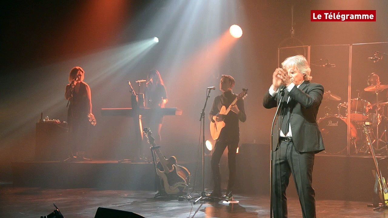 Saint-Brieuc. Un voyage plein de poésie avec Daniel Guichard