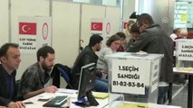 Gümrük Kapılarında Oy Verme Işlemi - Atatürk Havalimanı - Istanbul