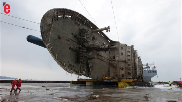 L'épave du ferry Sewol entièrement renflouée, les recherches commencent