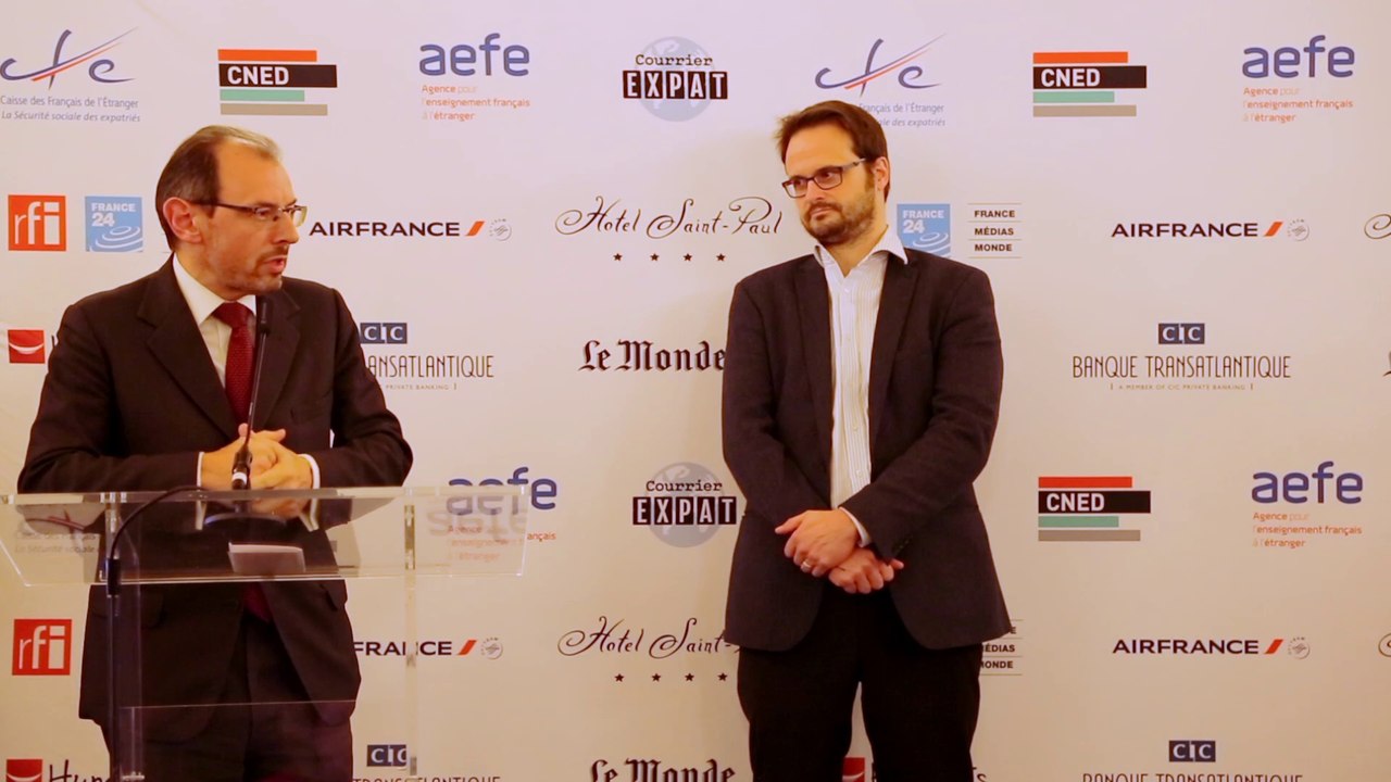 Trophées des Français de l'étranger 2017: le dessinateur de presse Nicolas Vadot lauréat du trophée "ancien-ne élève des lycées français à l'étranger"