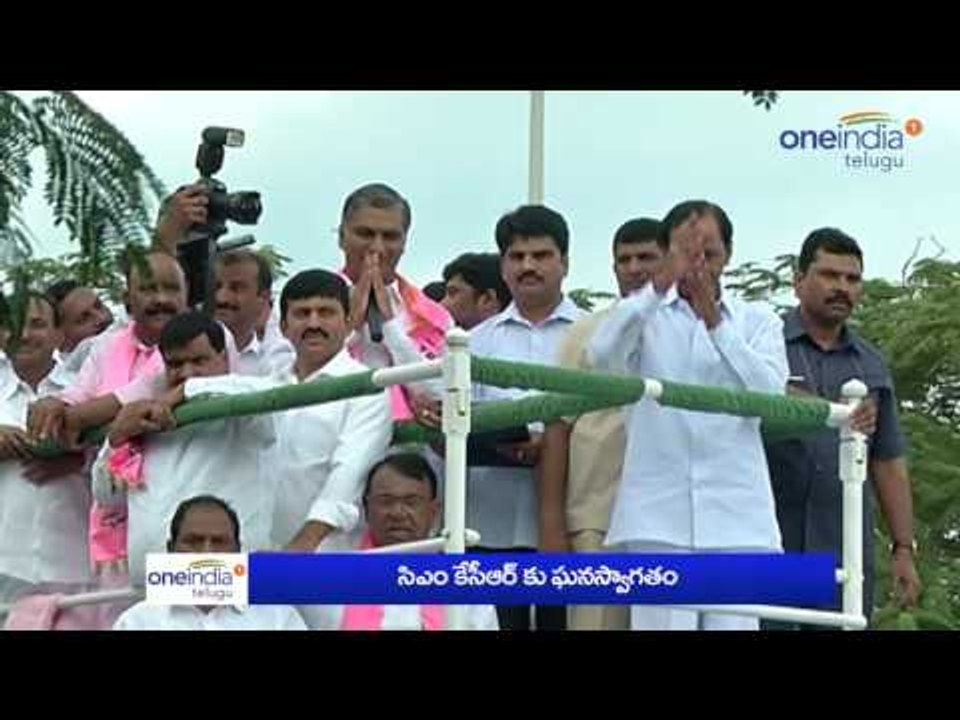 KCR lashes out at Congress leaders after returning from Maharastra