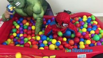 SURPRISE TOYS Giant Ball Pit Challenge Disney Cars Toys Lightning McQueen Spiderman VS HUL