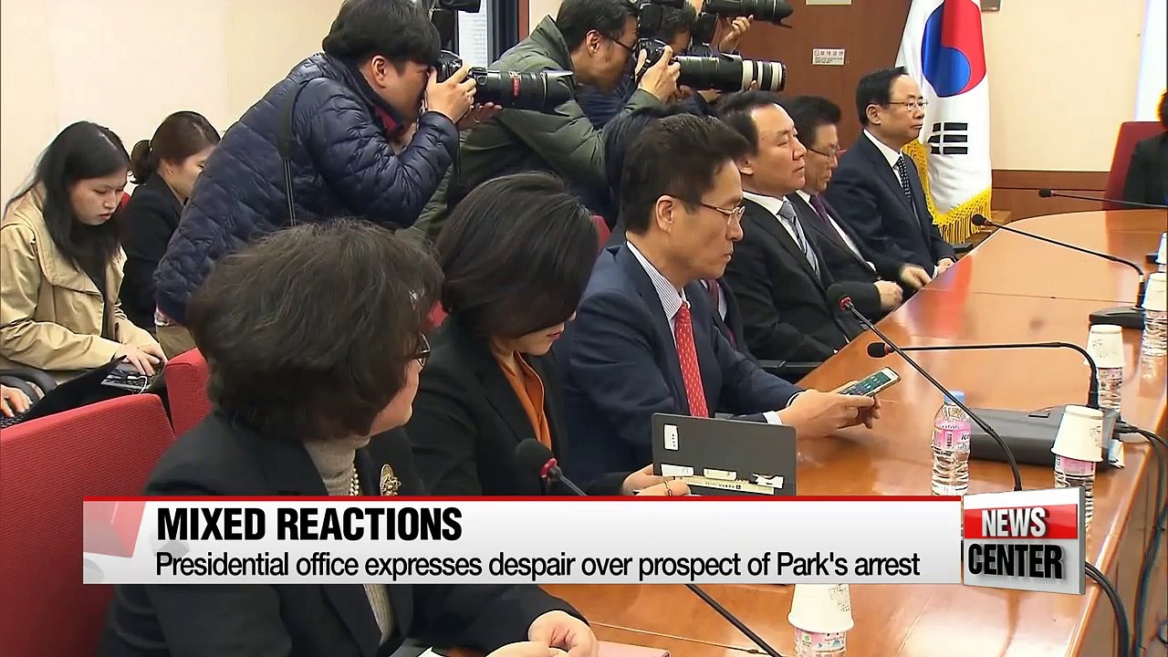 Political parties diverge on prospect of Park's arrest