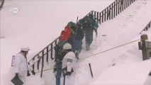 Oito estudantes morrem em avalanche no Japão