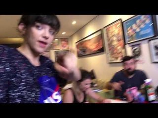 PINGENTINHOS DE PLÁSTICO - Karen Jonz, Lucas Silveira, Sky e Carol