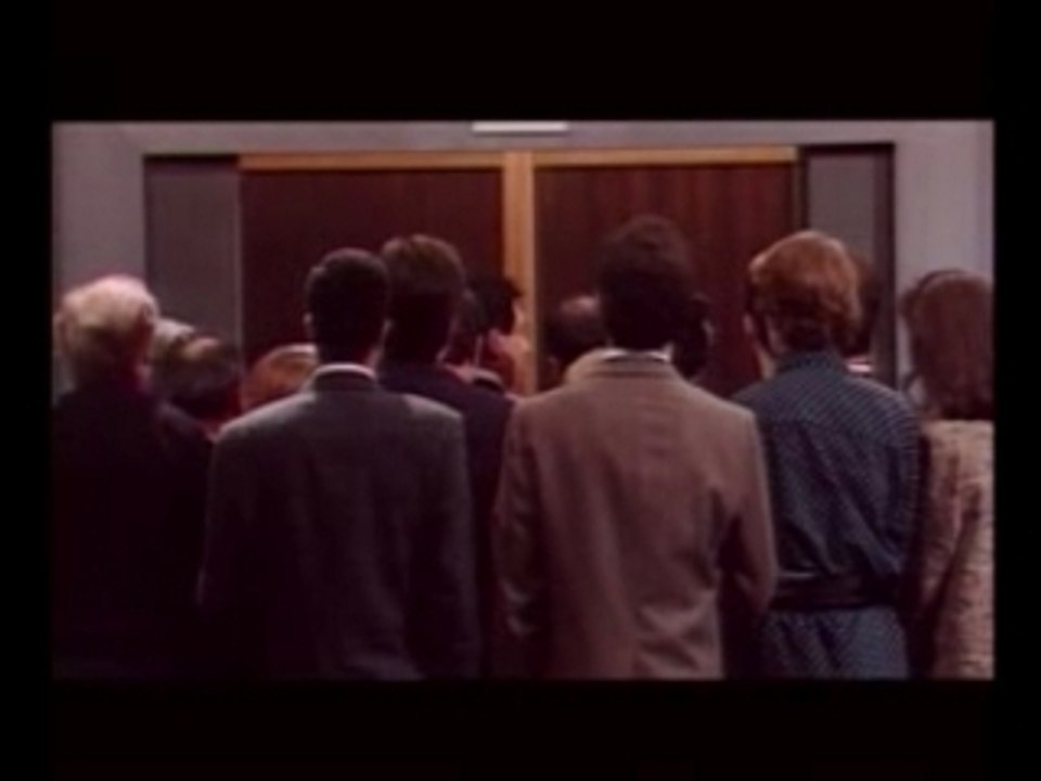 Les Inconnus - Ascenseur infernal