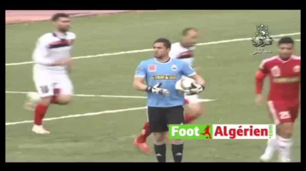 Un gardien s'invente un autogoal incroyable !