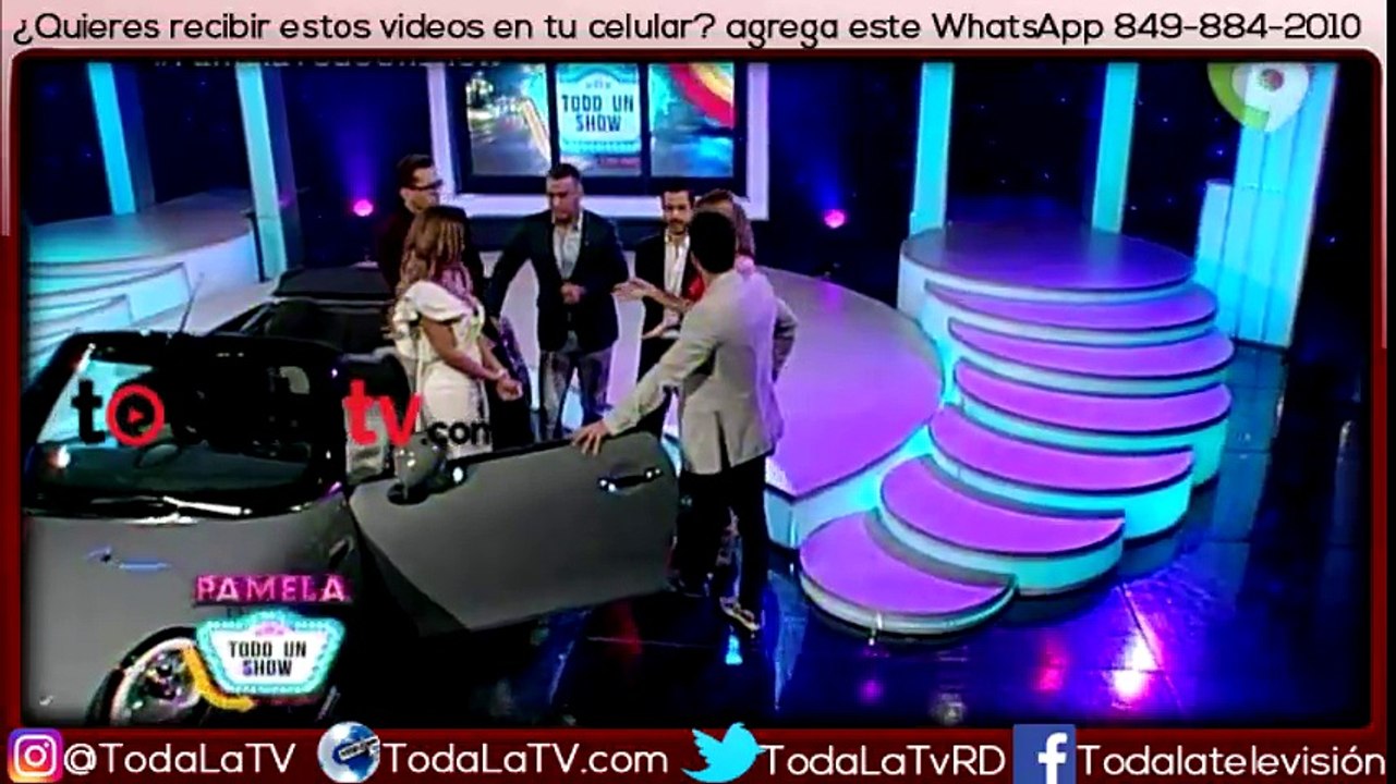 Los presentadores de Premios Soberano 2017 juegan a quien llevo en el carro-Todo Un Show-Video