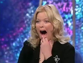 This parrot has got superpowers - Exploring Beauty