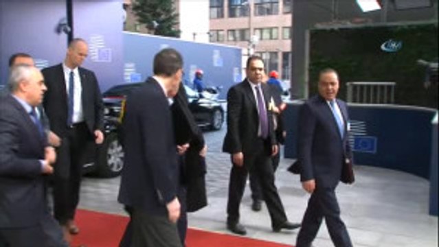 Filistin'in Lideri Mahmud Abbas, Avrupa Konseyi Başkanı Donald Tusk ile Görüştü