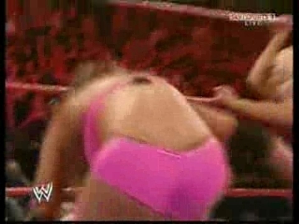 WWE RAW LIVE 25/09/2007 PART 11