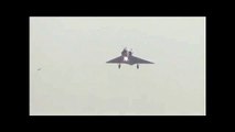Indian Air force fighter Jets failed landing on Motorway - Video