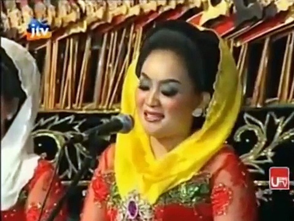 Wayang Kulit Lakon SUMPING PURBO KAYUN Dalang Ki Sunaryo Part 2 of 5