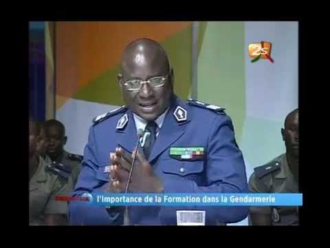 Decryptage avec les officiers de la gendarmerie du mer 01 Avril 2015