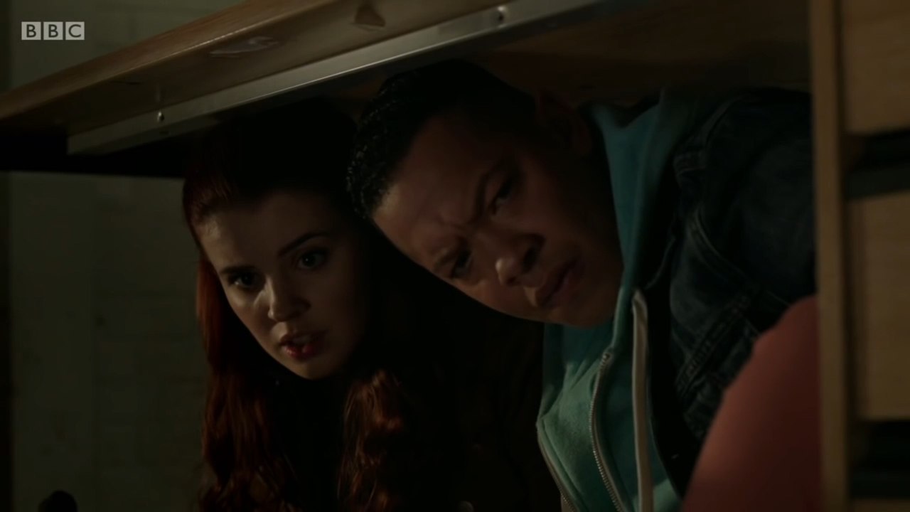 Wolfblood - Season 5 Episode 5 - Humans