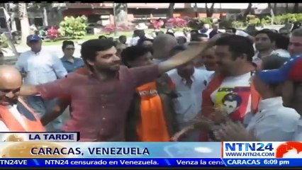 Venezolanos se quedaron rezagados en la validación del partido Acción Democrática por falta de máquinas