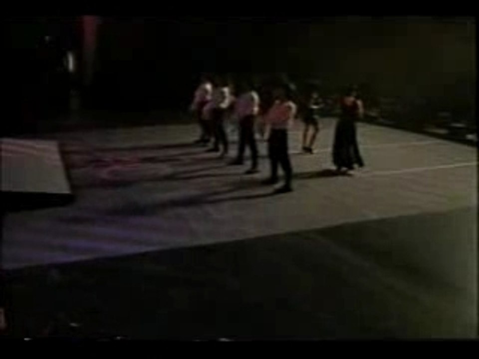 I wanna dance cha cha cha - Nini, uyen my, Ha vy