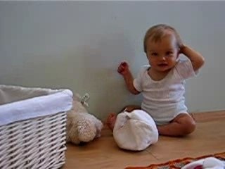 Debout et à 4 pattes !