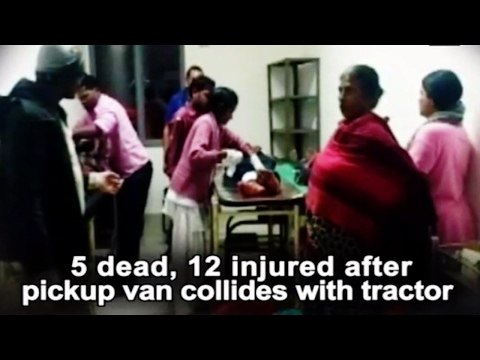 Chhattisgarh: pickup van collides with tractor, 5 dead, 12 injured: Watch video|Oneindia News