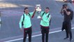 Криштиану Роналду привез показать землякам Кубок Европы