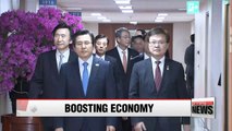 Acting president Hwang Kyo-ahn urges reforms, job creation for growth