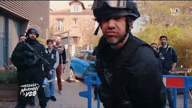 Suite au clash avec France 2, c'est W9 qui a diffusé hier soir la première pastille de Matthieu Madénian et Thomas VDB -