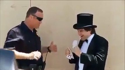 The magician who snuck at the policeman and in the end robbed the policeman