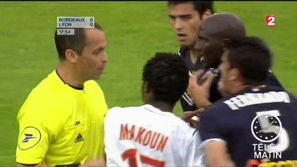 Foot : la France teste l'arbitrage vidéo face à l'Espagne