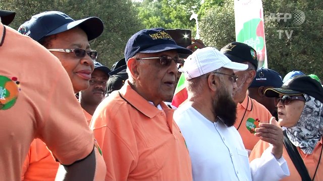 Morre Ahmed Kathrada, ícone da luta contra o apartheid