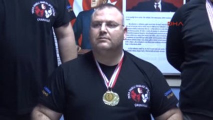 Çanakkale Bilek Güreşi Sporcuları Çanakkale'ye Madalyalarla Döndü