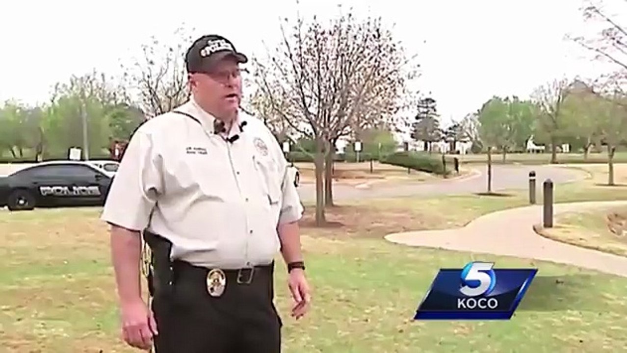Oklahoma cop shot dead while chasing suspect
