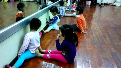 Tập 21 - PHẦN TẬP UỐN DẺO CƠ BẢN - Phần B - Lớp Thức tỉnh 3 Cô Mai, Ngày 14-3