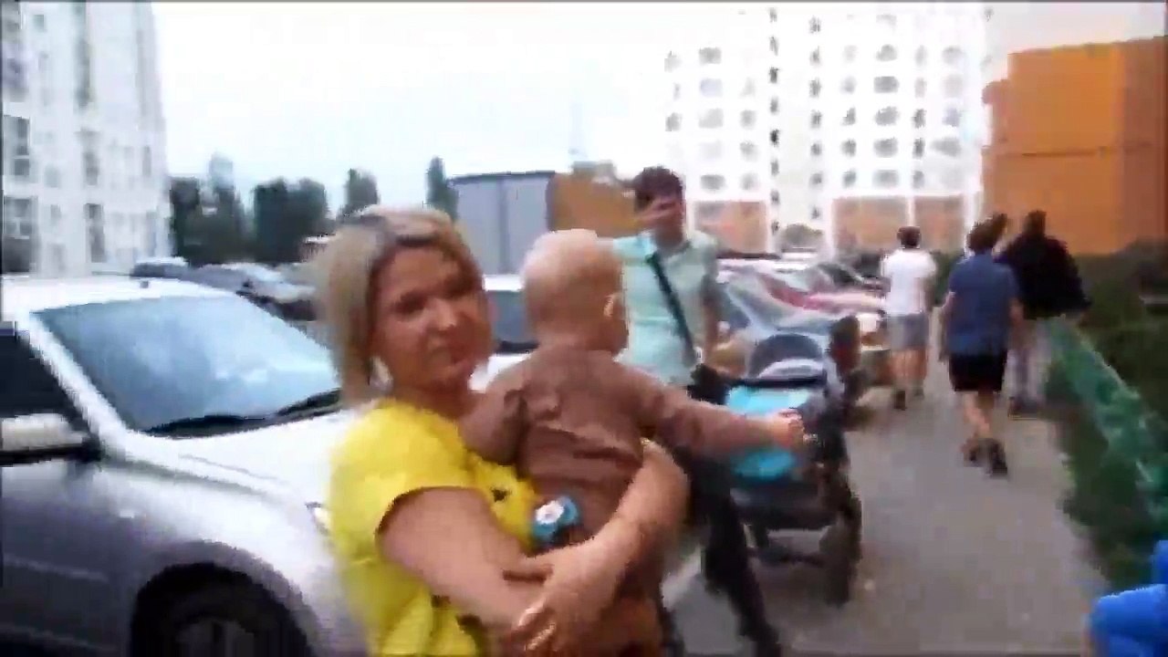 Yeraltından Gelen Sese Işkillenen Adam Ve Sürpriz Sonu