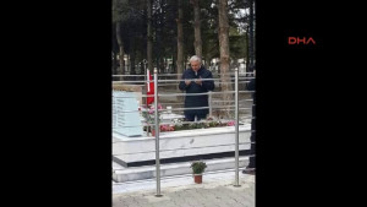 Niğde Başbakan Yıldırım, Şehit Halisdemir'in Mezarını Ziyaret Etti