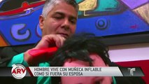 Las declaraciones del hombre que se divorcio de su mujer para casarse con una muñeca inflable